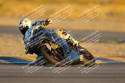 media/Jan-21-2023-CVMA (Sat) [[b9eef8ba1f]]/Race 13 500 Supersport-350 Supersport/